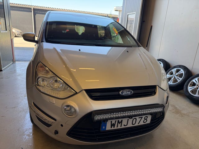 Ford S-MAX 2013