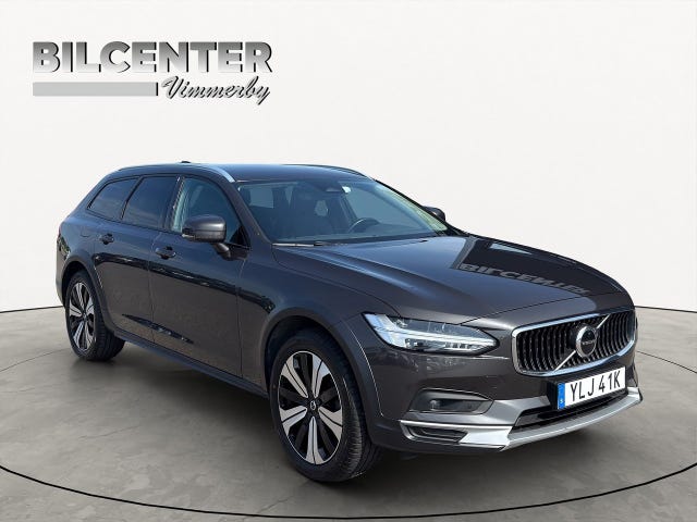 Volvo V90 Cross Country 2022