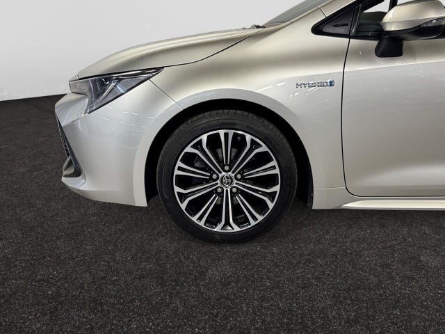Toyota Corolla 2019 – bild 4