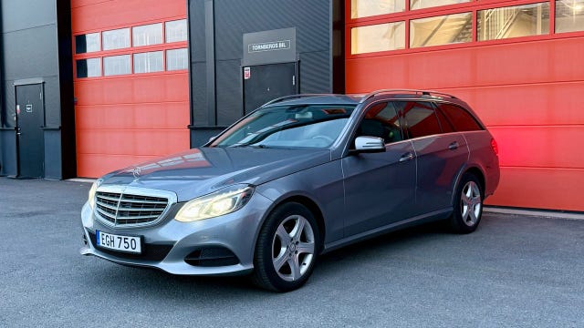 Mercedes-Benz E220 2015