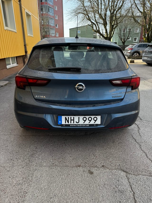 Opel Astra 2016