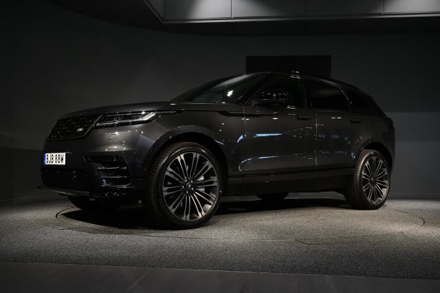 Land Rover Range Rover Velar 2026