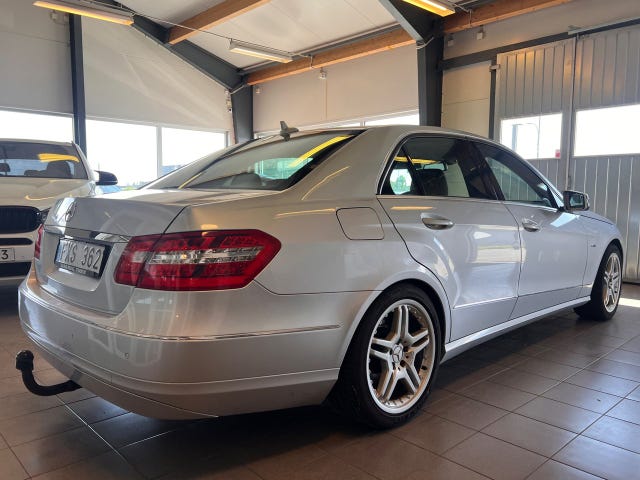 Mercedes-Benz E220 2011 – bild 3