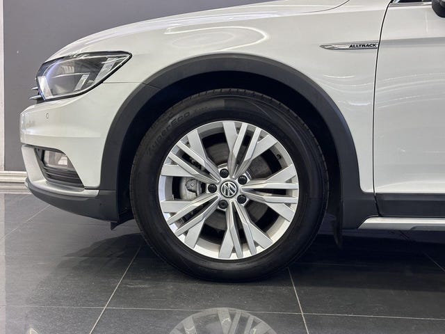 Volkswagen Passat Alltrack 2017 – bild 3