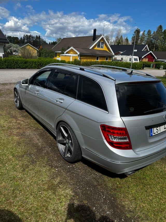 Mercedes-Benz C220 2012 – bild 2