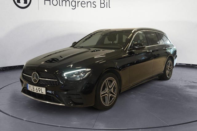 Mercedes-Benz E300 2023