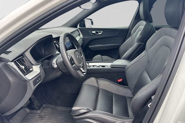 Volvo XC60 2025 – bild 4