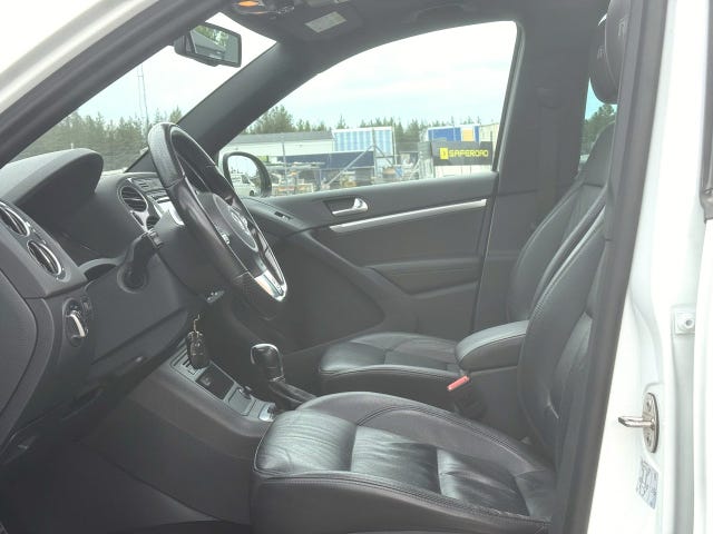 Volkswagen Tiguan — bild 12 av 14