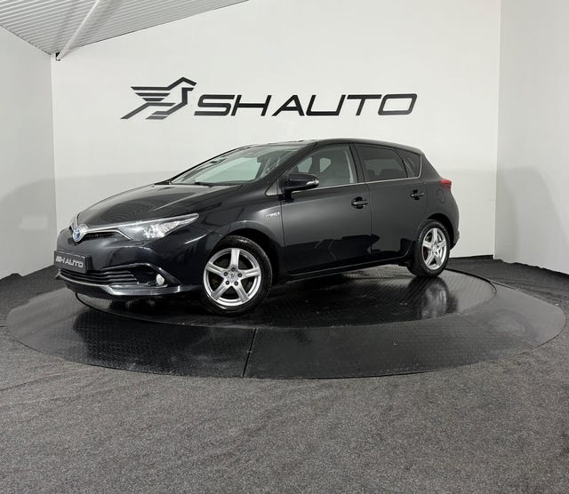 Toyota Auris 2015