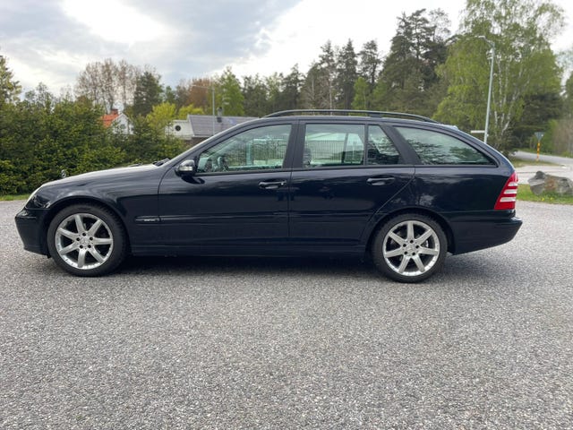 Mercedes-Benz C180 2005