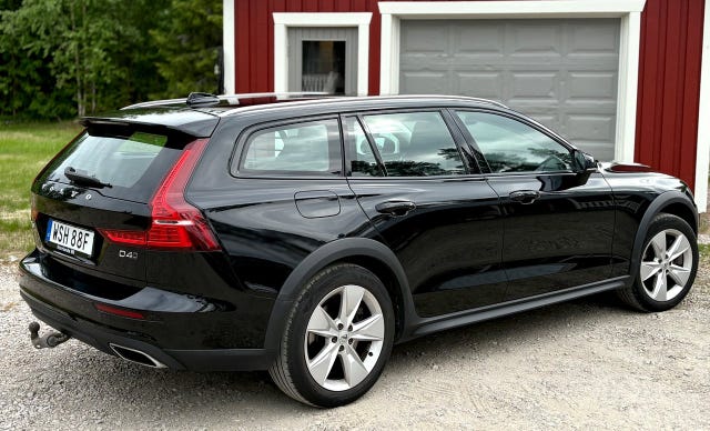 Volvo V60 Cross Country 2020 – bild 4