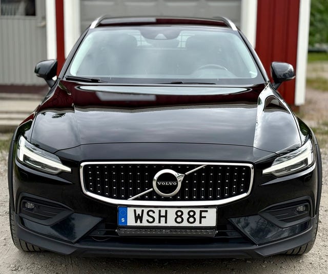 Volvo V60 Cross Country 2020 – bild 2