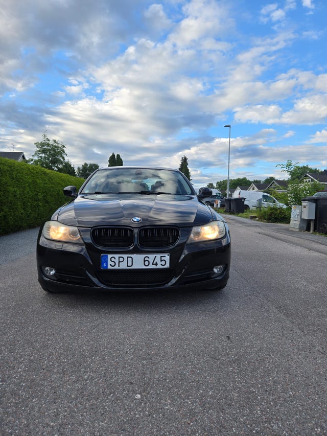 BMW 318d 2011