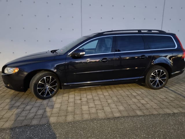 Volvo V70 2011