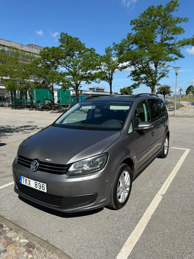 Volkswagen Touran 2011