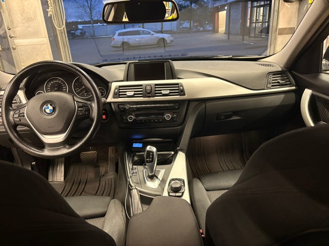 BMW 320d 2013 – bild 4