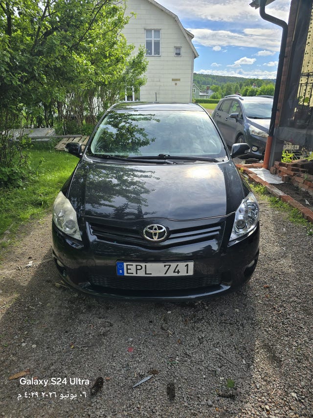 Toyota Auris 2011