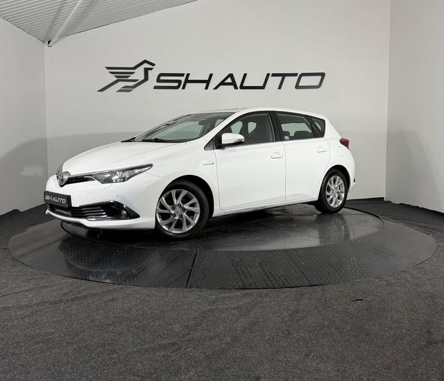 Toyota Auris 2016