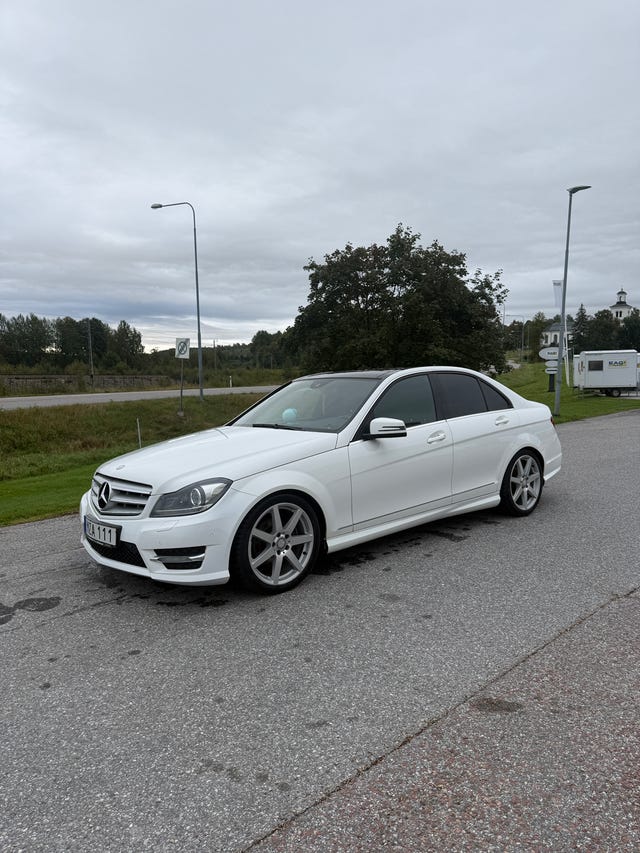 Mercedes-Benz C220 2013