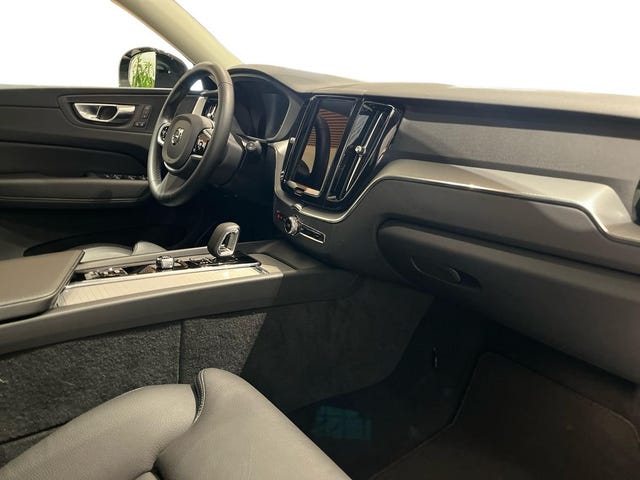 Volvo XC60 2025 – bild 4