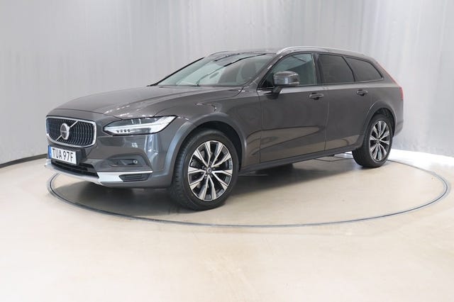 Volvo V90 Cross Country 2021
