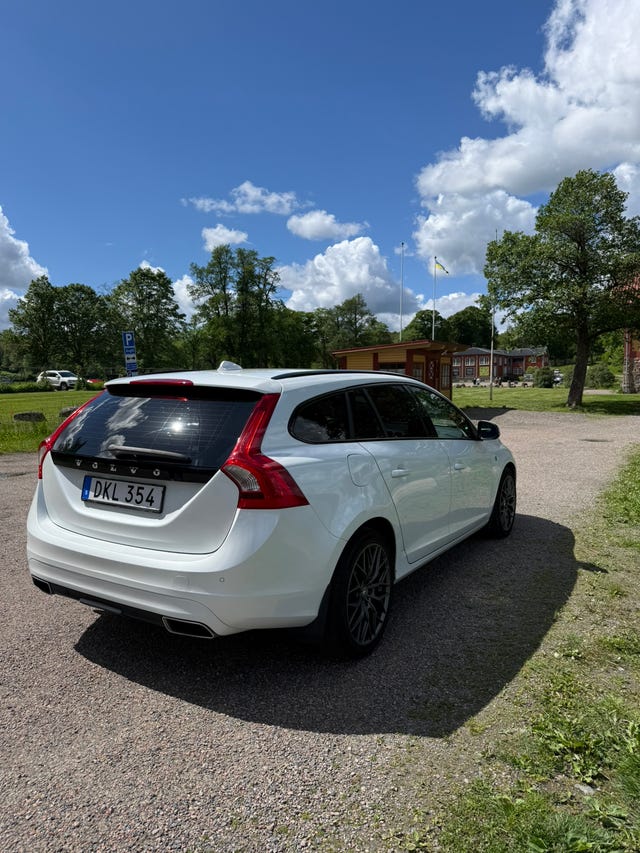 Volvo V60 2015 – bild 4