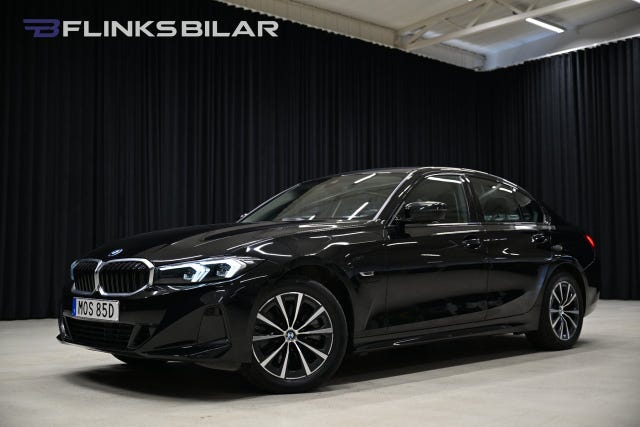 BMW 330e 2023