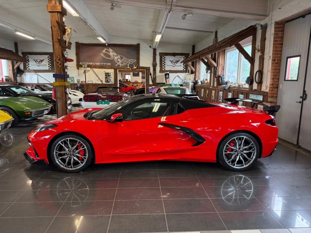 Chevrolet Corvette 2024