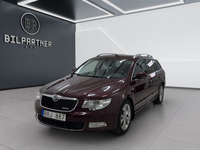 Skoda Superb 2011