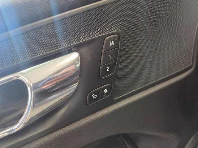 Volvo XC60 2018 – bild 2