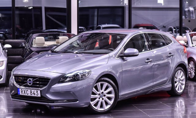 Volvo V40 2016