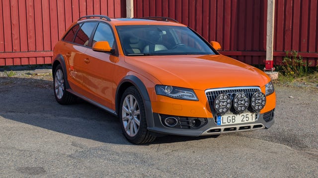 Audi A4 allroad 2011
