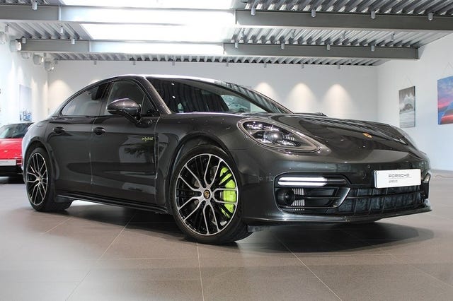 Porsche Panamera 4 2024