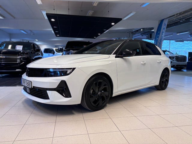 Opel Astra 2024