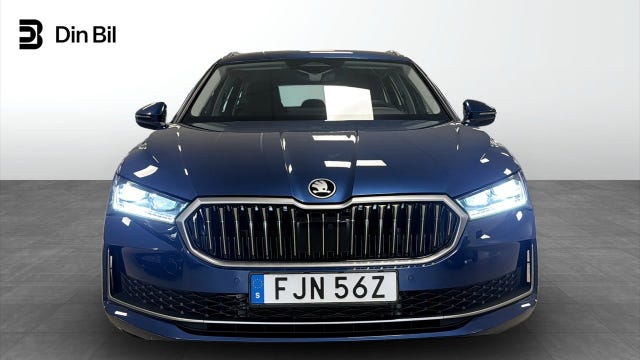 Skoda Superb 2025 – bild 4