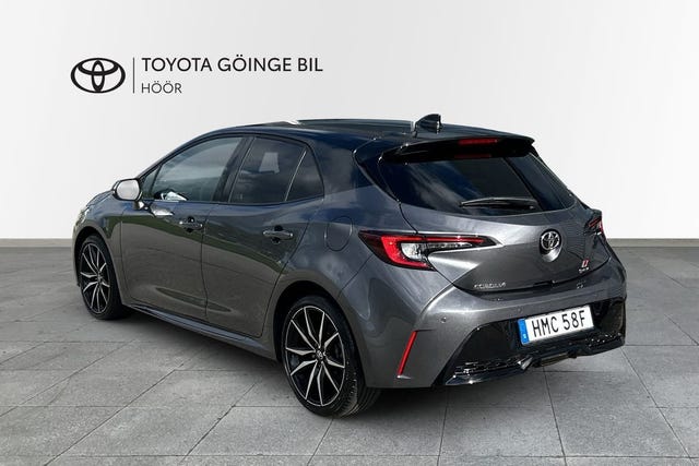 Toyota Corolla 2025 – bild 2