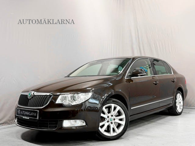 Skoda Superb 2012