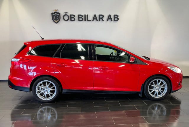 Ford Focus 2011 – bild 2