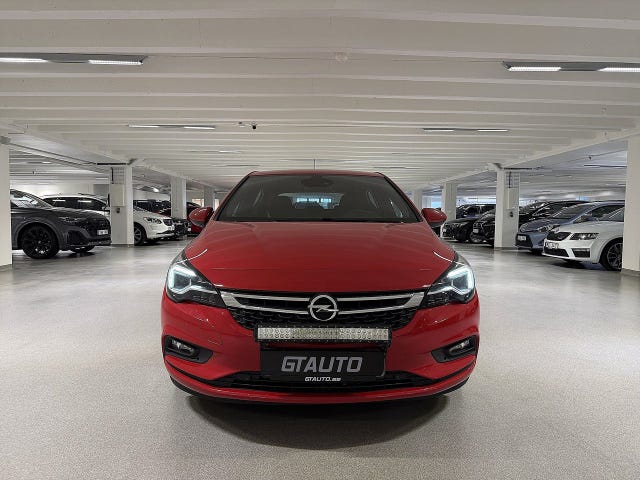Opel Astra 2016 – bild 2