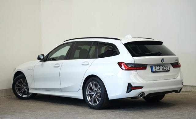 BMW 330e 2021 – bild 3