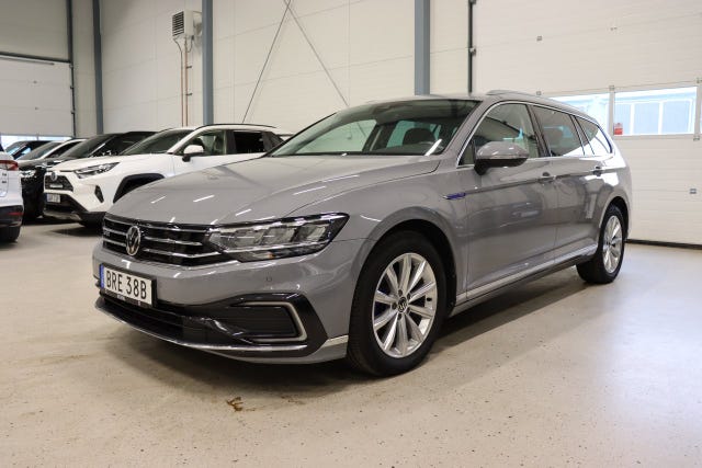 Volkswagen Passat 2023