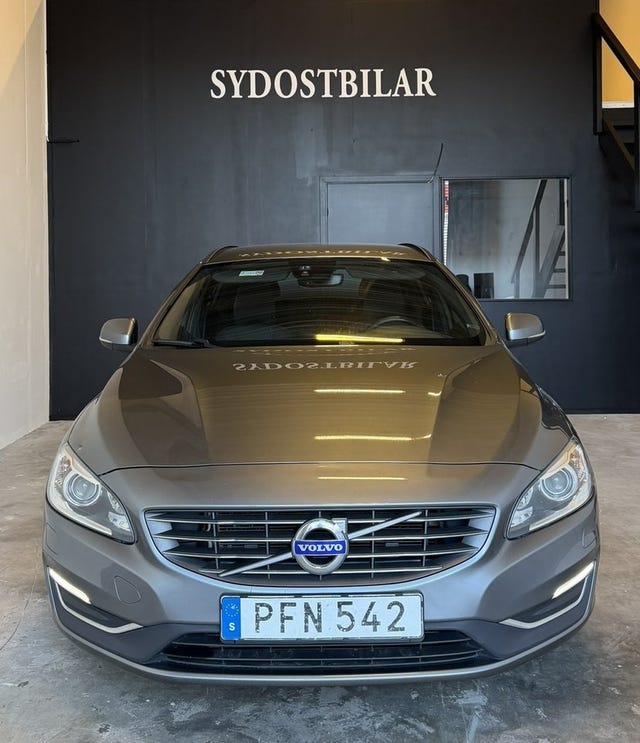 Volvo V60 2017