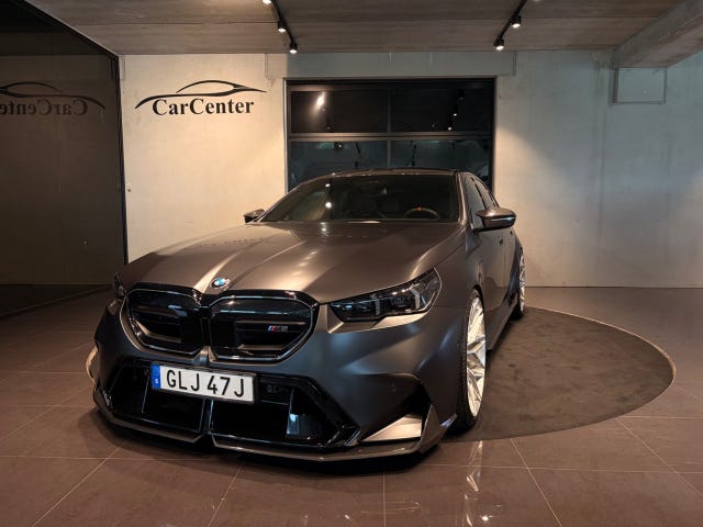 BMW M5 2025
