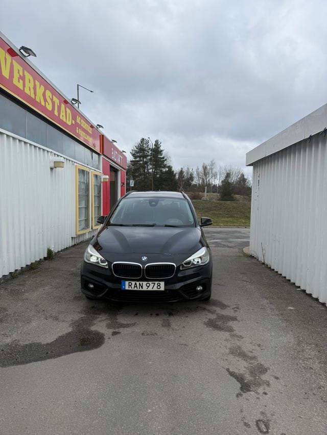 BMW 218i 2016