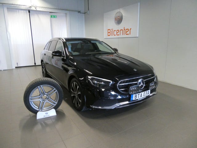 Mercedes-Benz E300 2021