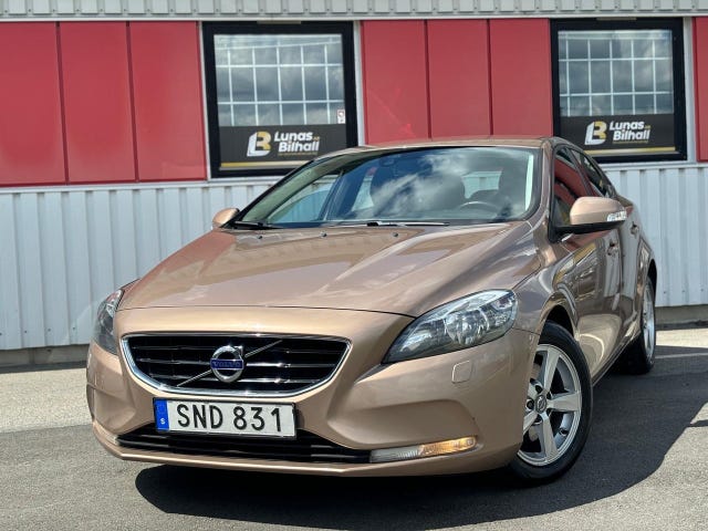 Volvo V40 2016