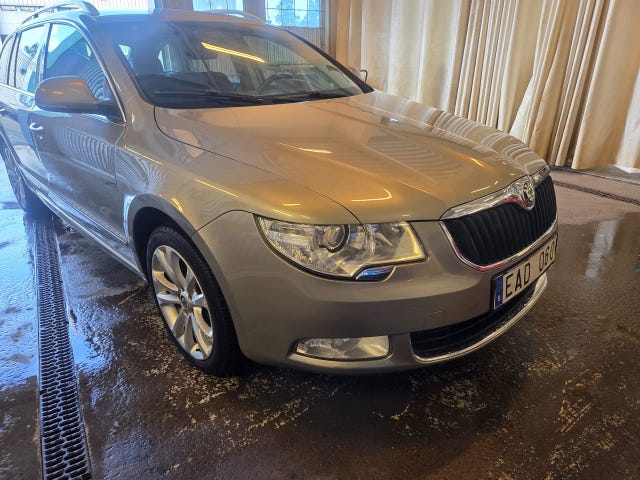 Skoda Superb 2013