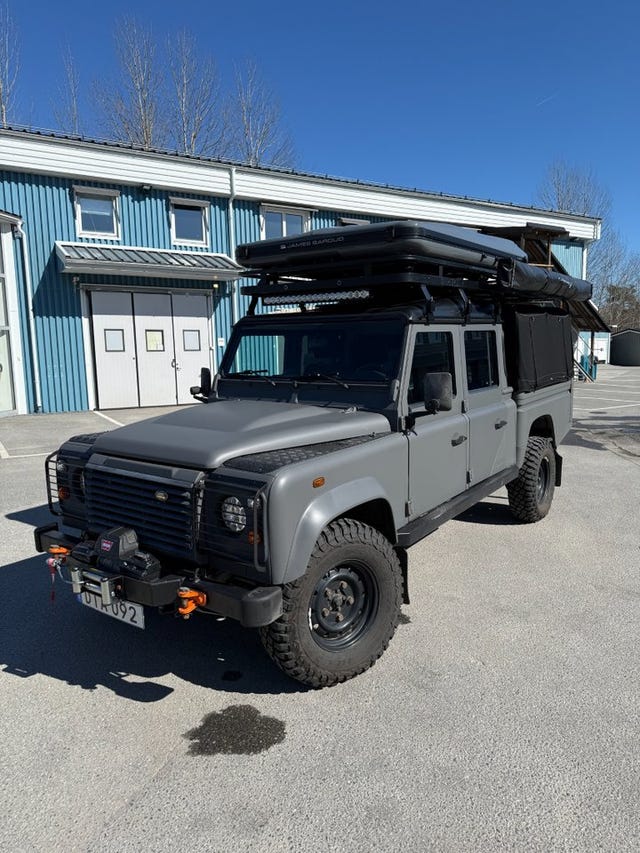 Land Rover Defender 130 2008