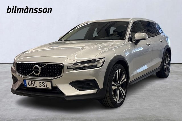 Volvo V60 Cross Country 2021