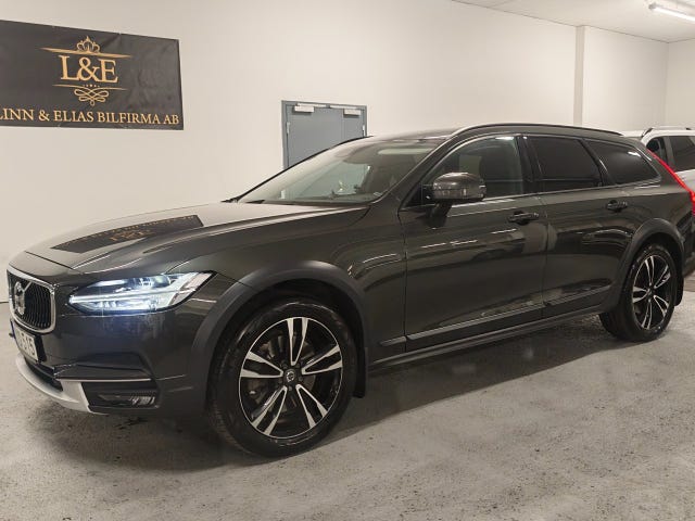 Volvo V90 Cross Country 2018